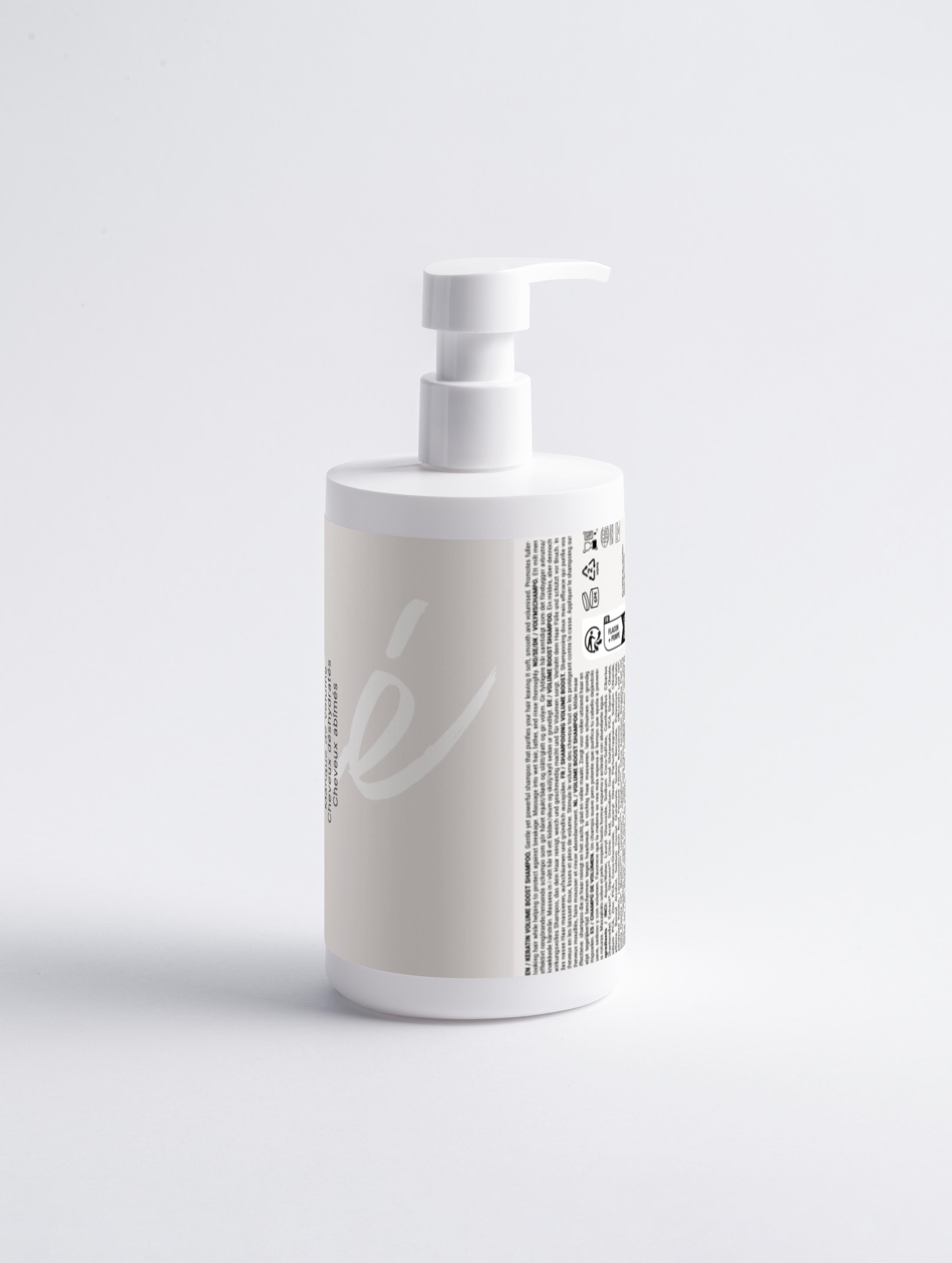 Shampoing nourrissant et volumateur à la kératine Onaé paris tous types de cheveux - flacon vue de dos