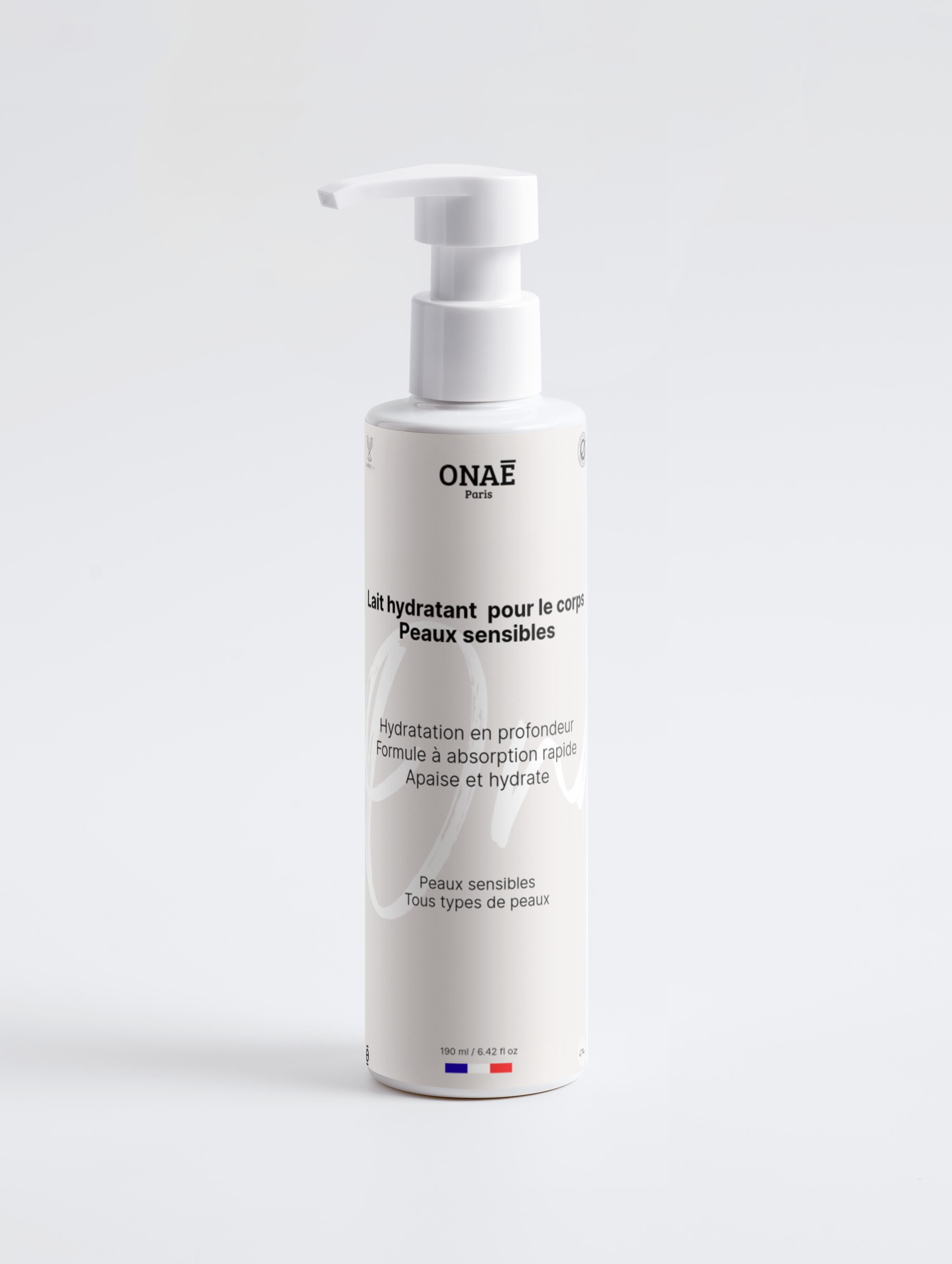 Lait hydratant pour le corps peaux sensibles Onaé paris tous types de peaux - flacon vue de face