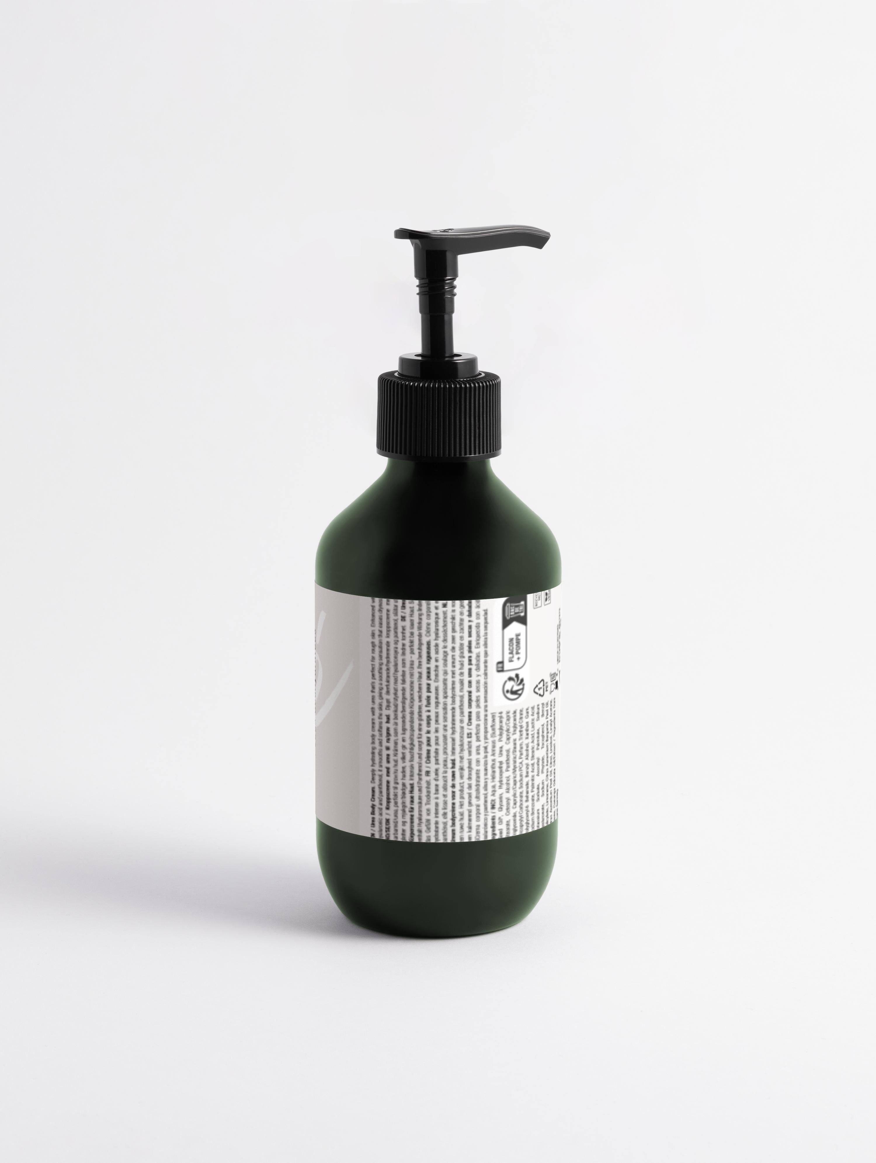 Lotion hydratante pour le corps à l'urée et au panthénol Onaé paris tous types de peaux - flacon vue de dos