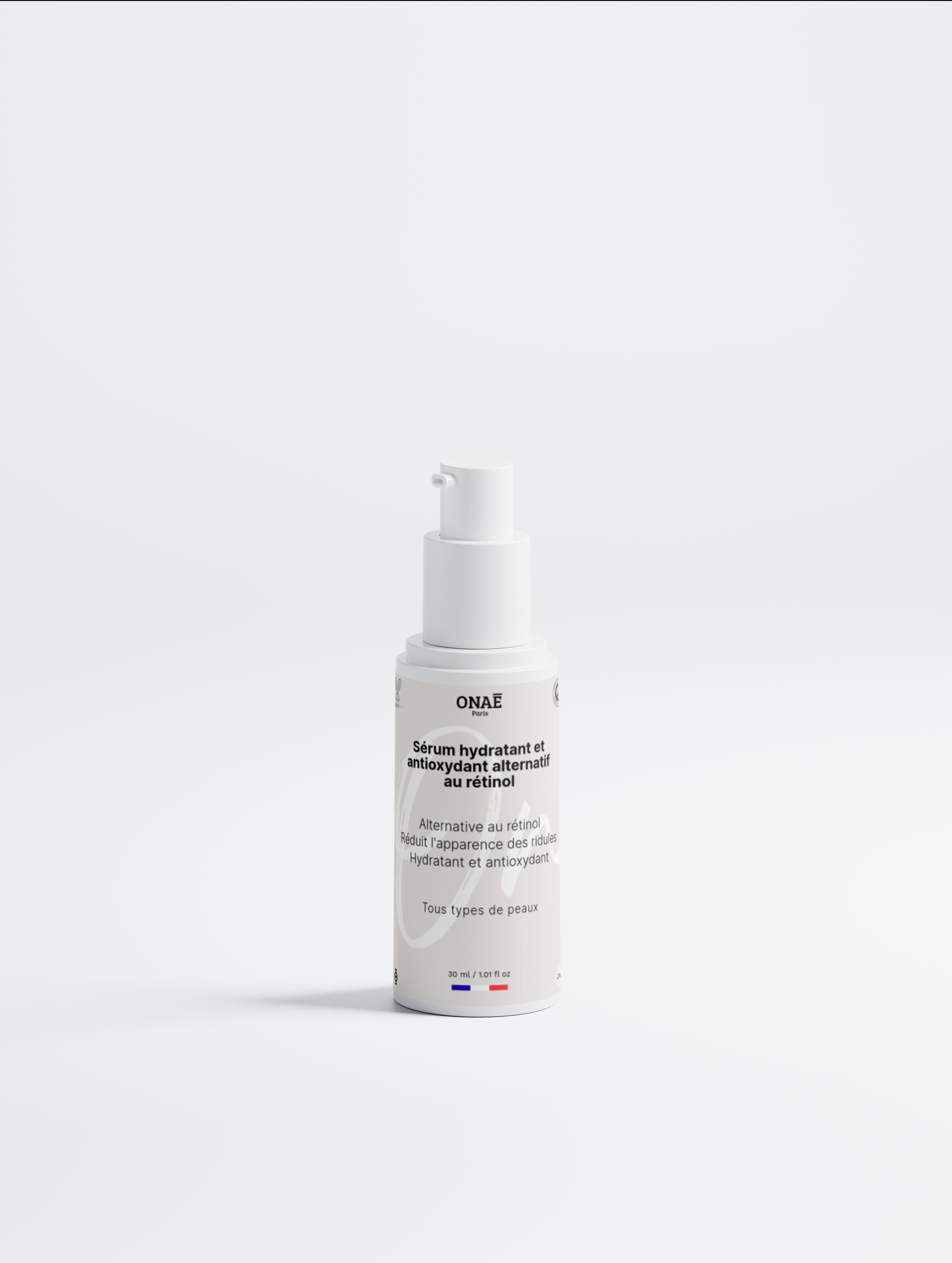 Sérum pour le visage hydratant et antioxydant alternatif au rétinol Onaé paris tous types de peaux - flacon vue de face